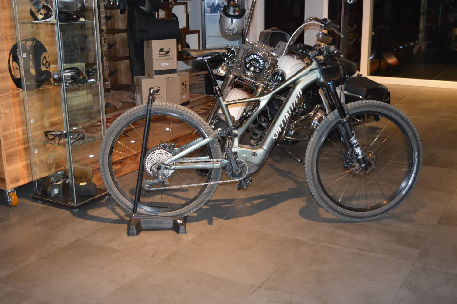 Fischer 10446 Fahrradständer 20-29 Zoll faltbar schwarz