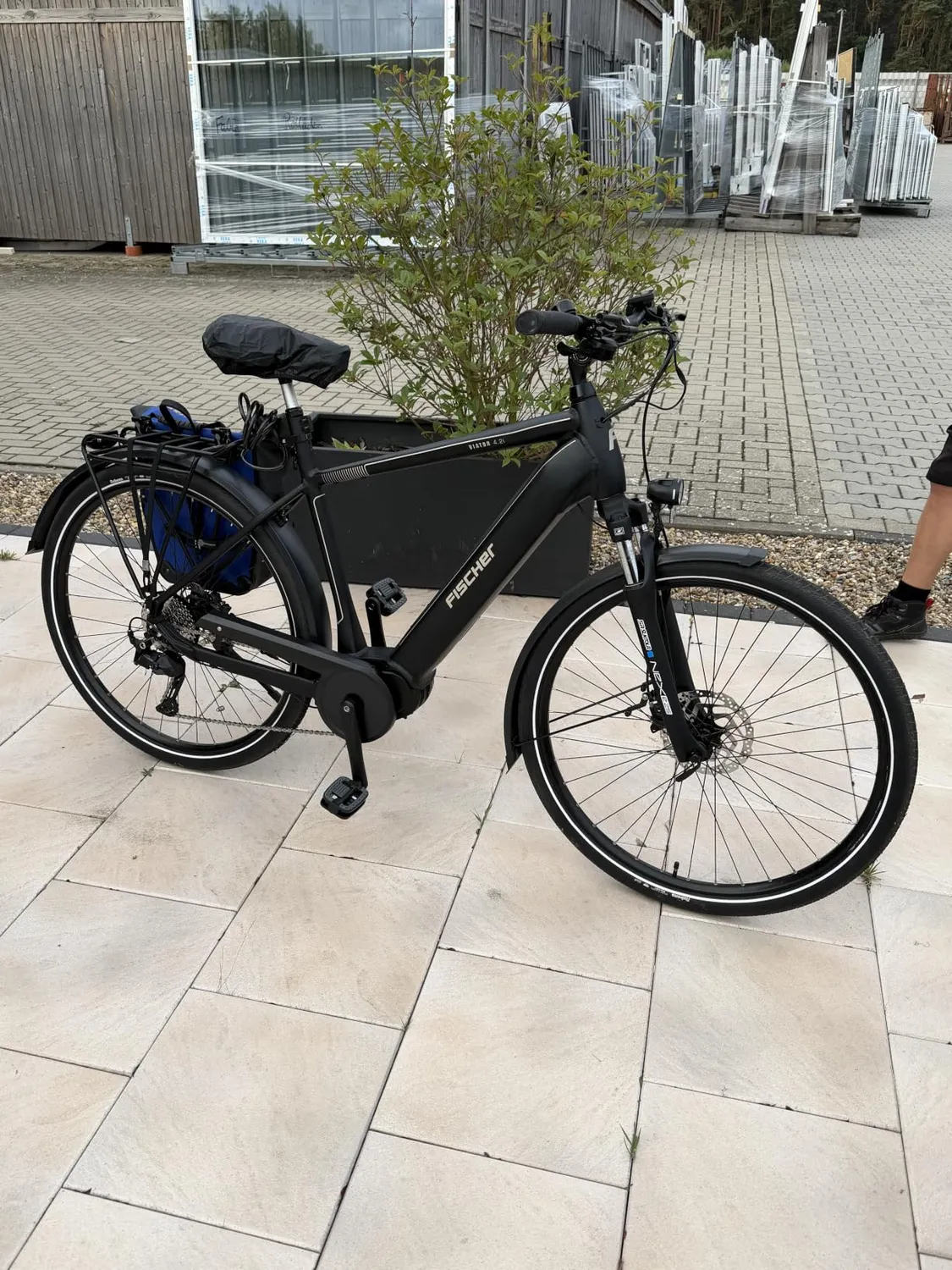 Fischer Viator 4.2i Trekking E-Bike 45 cm 80 Nm