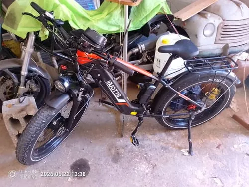 DUOTTS F26 E-Bike 750W Doppelmotor Schwarz-Rot