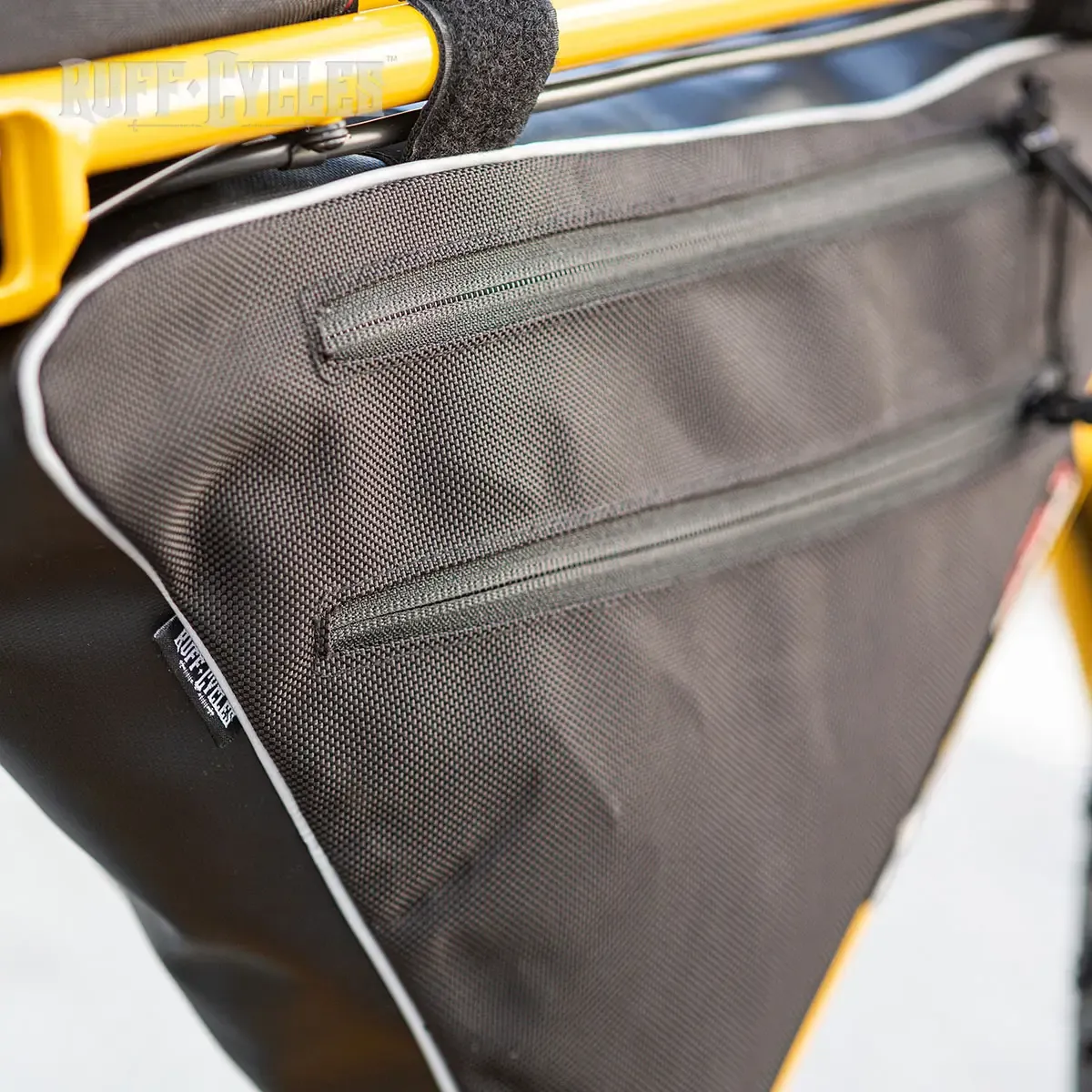 Ruff Cycles Lil’Buddy Rahmentasche 9L Schwarz