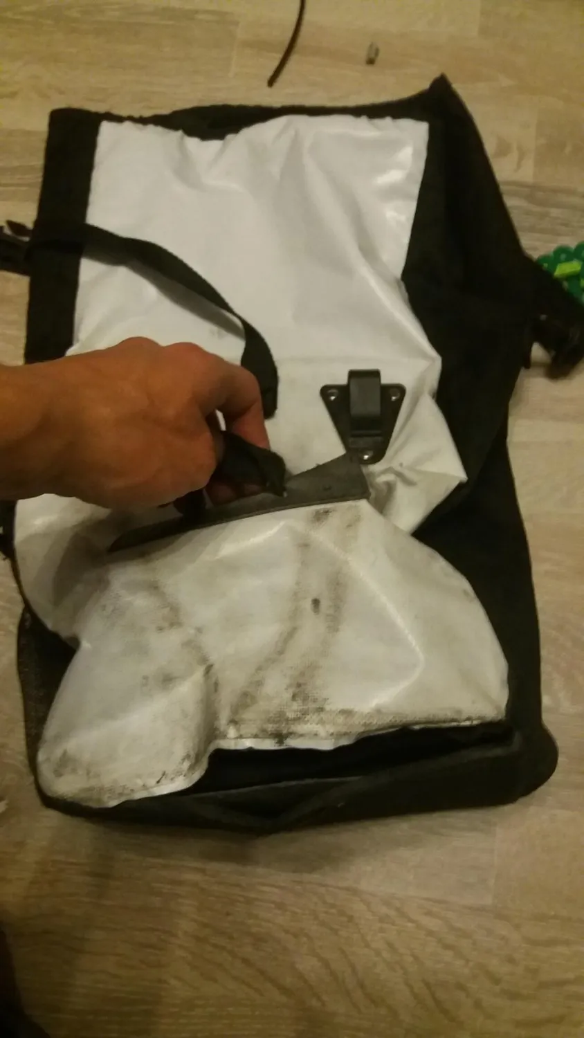 Fischer Gepäckträgertasche wasserdicht 18 Liter weiß