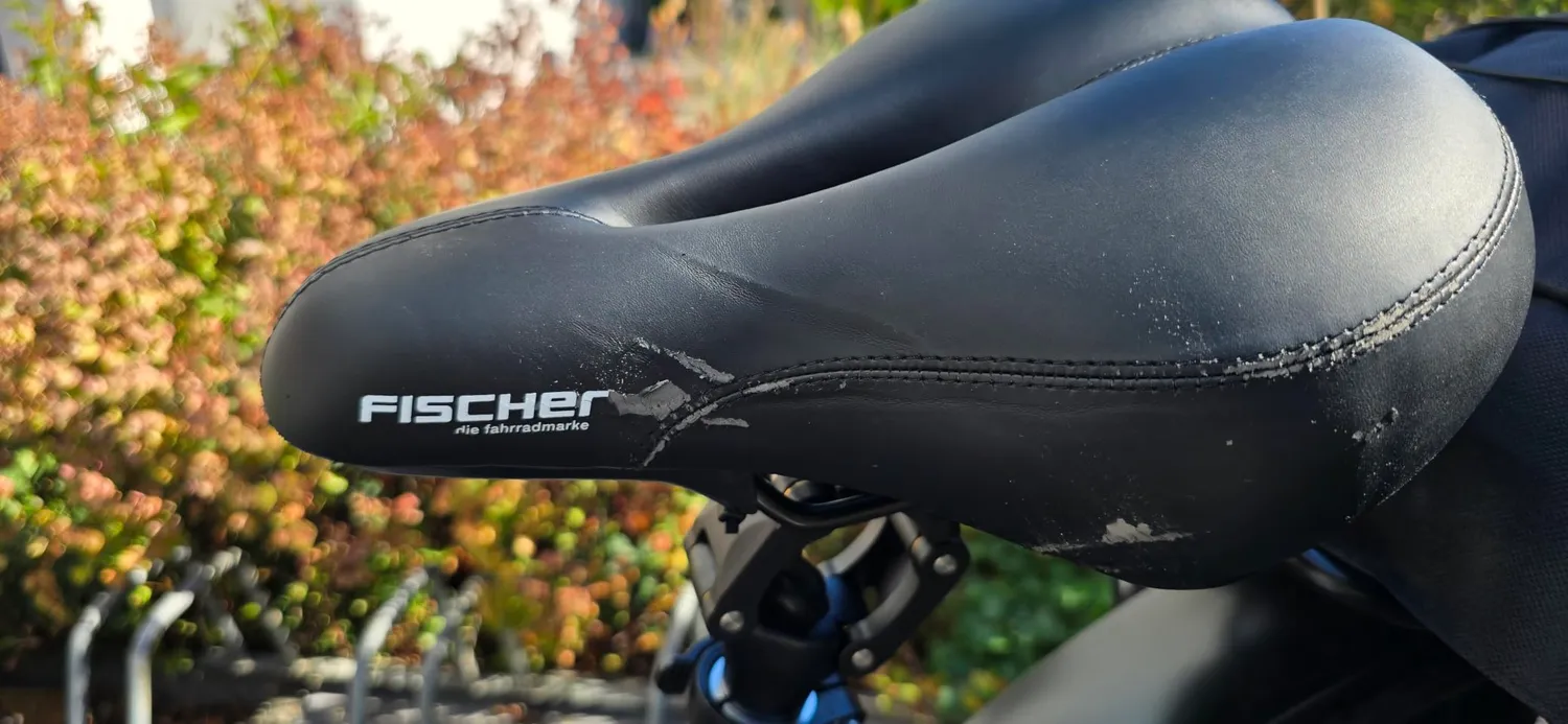 Fischer Super Soft Tourensattel Fahrradsattel schwarz weich