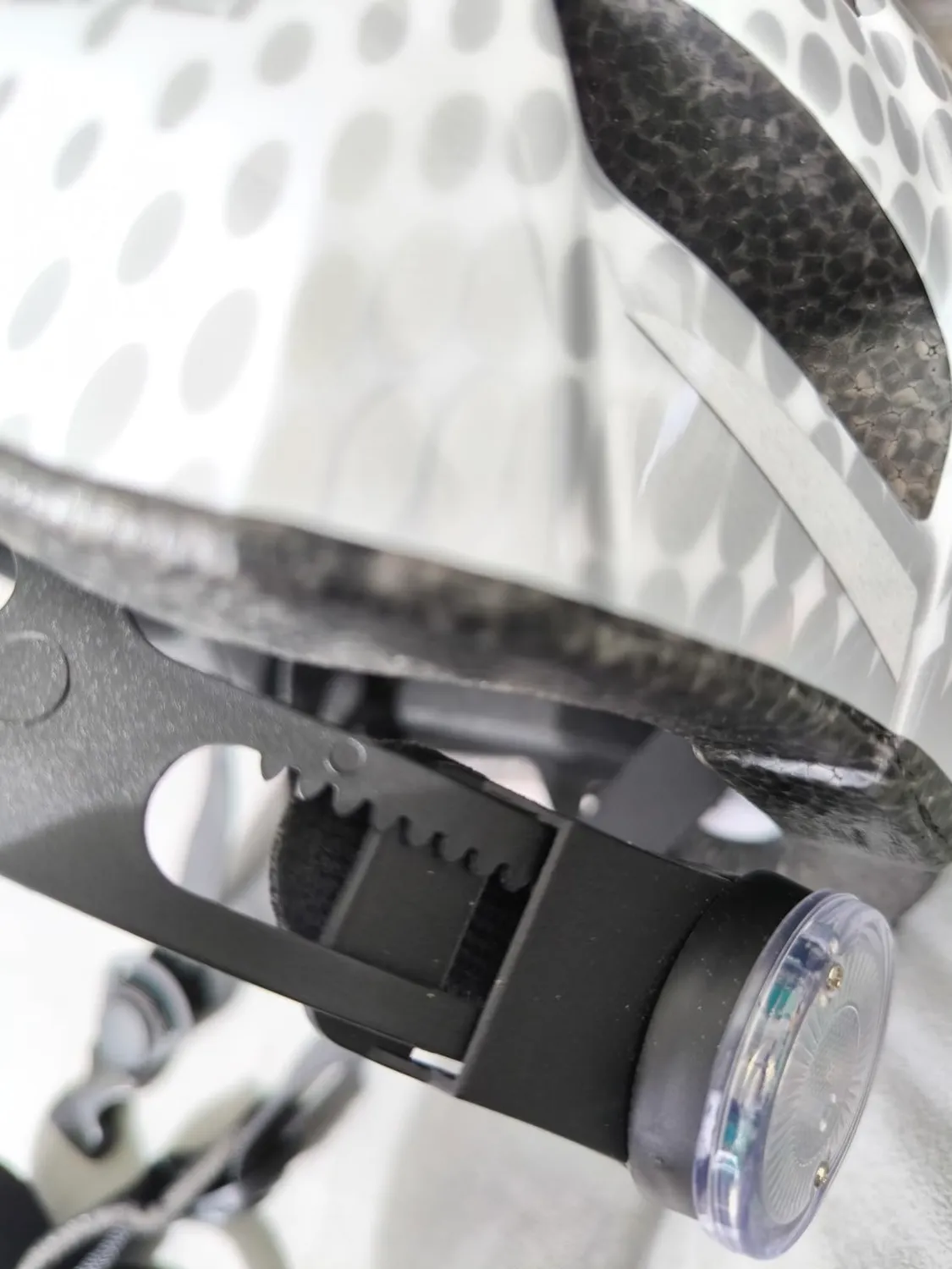 Fischer Urban Lano Fahrradhelm Schwarz S/M mit Licht