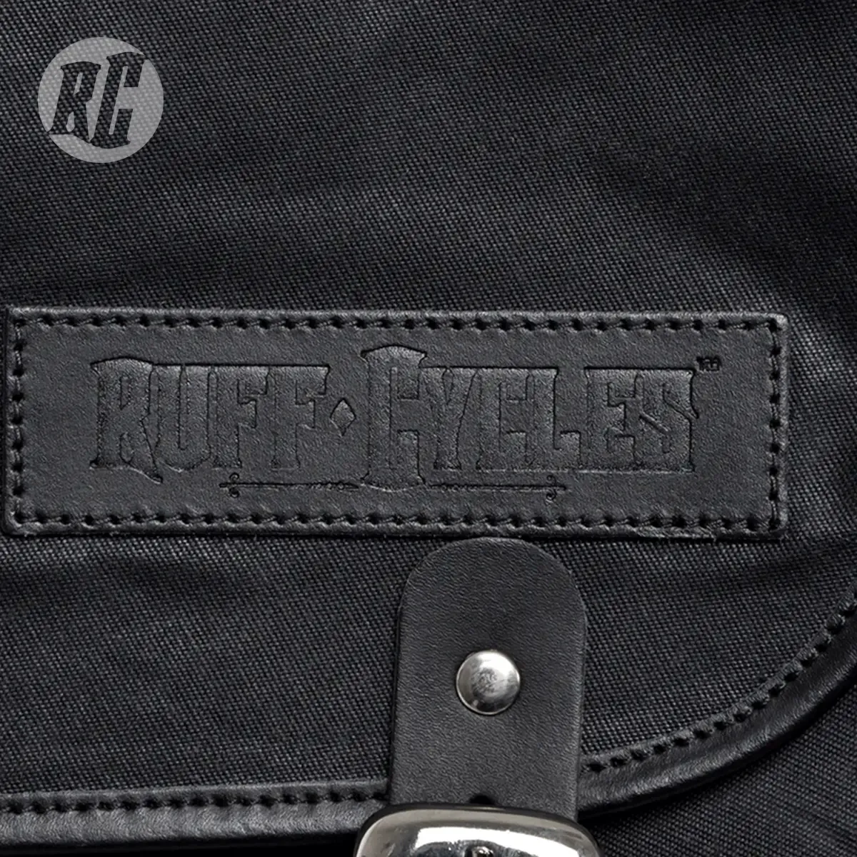 Ruff Cycles Ruffian Slim Satteltasche Schwarz