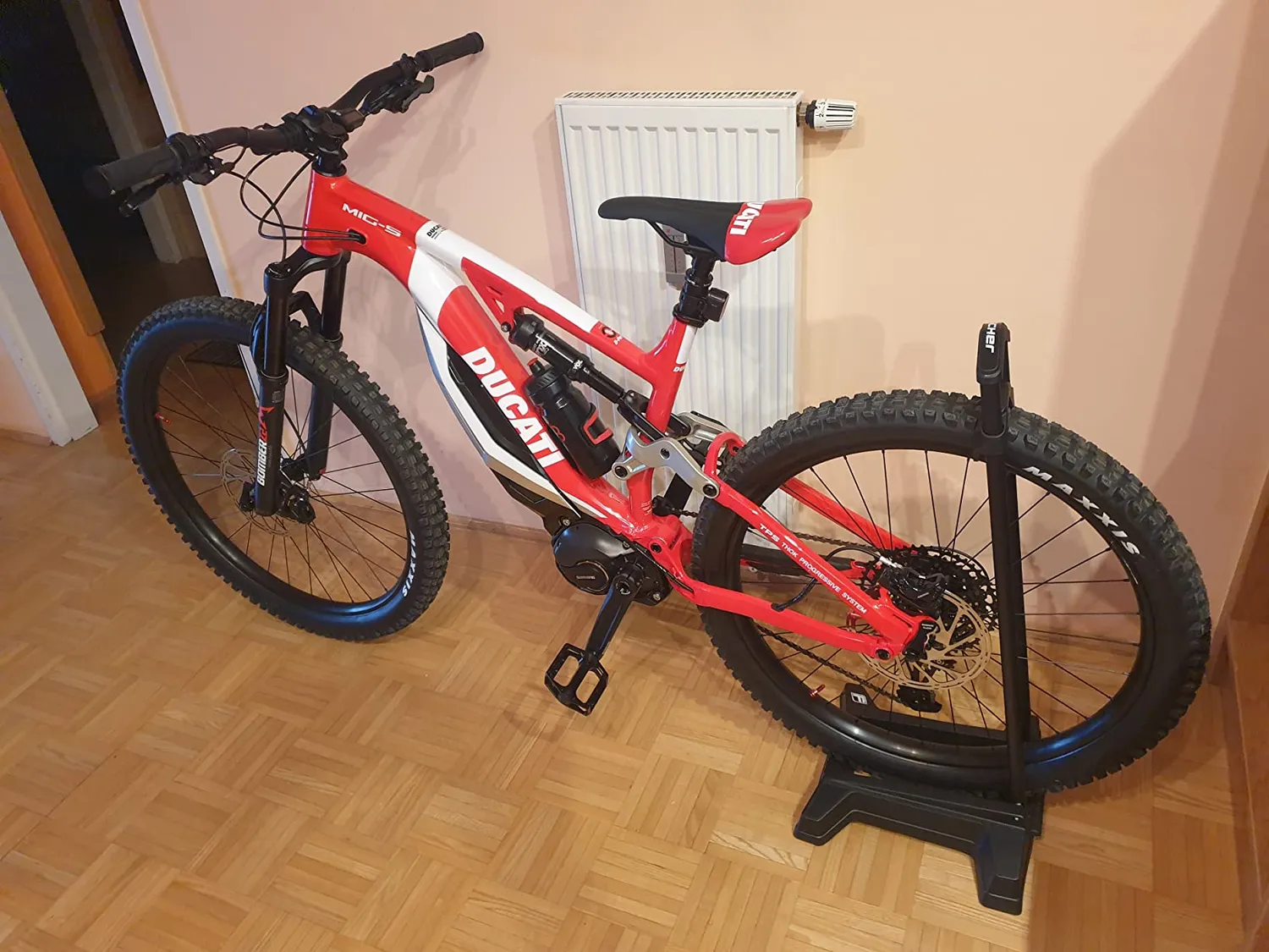 Fischer 10446 Fahrradständer 20-29 Zoll faltbar schwarz