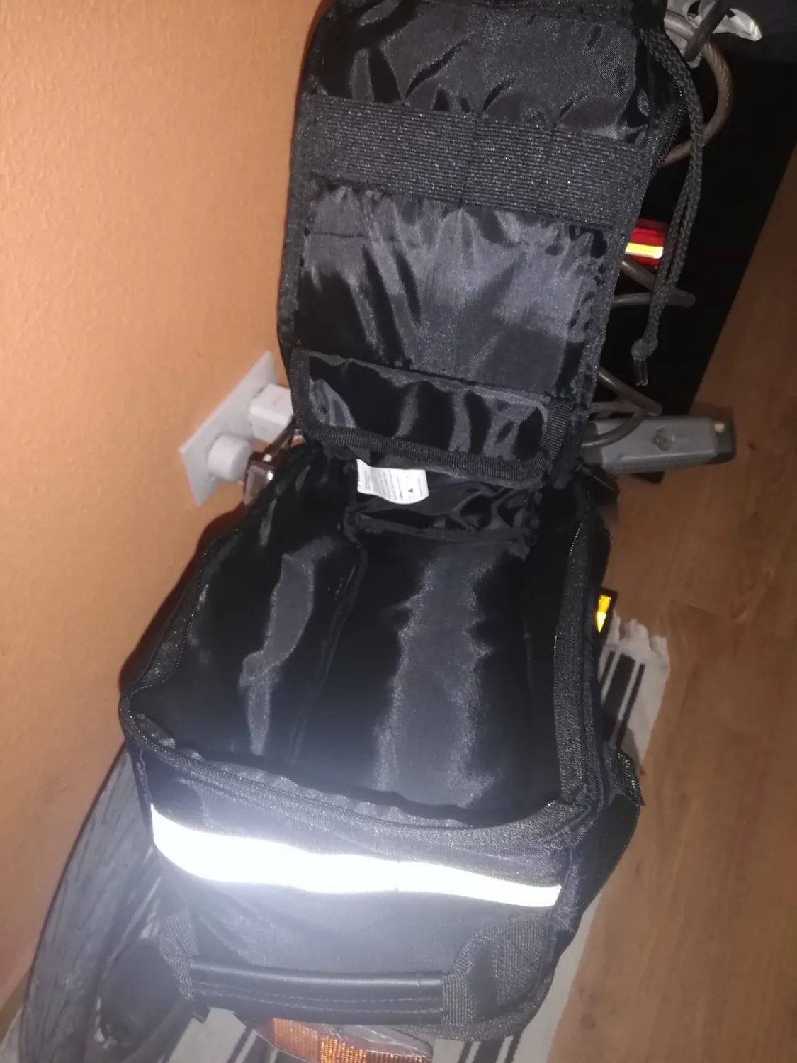 Fischer 2in1 Gepäckträgertasche Rucksack schwarz 3kg