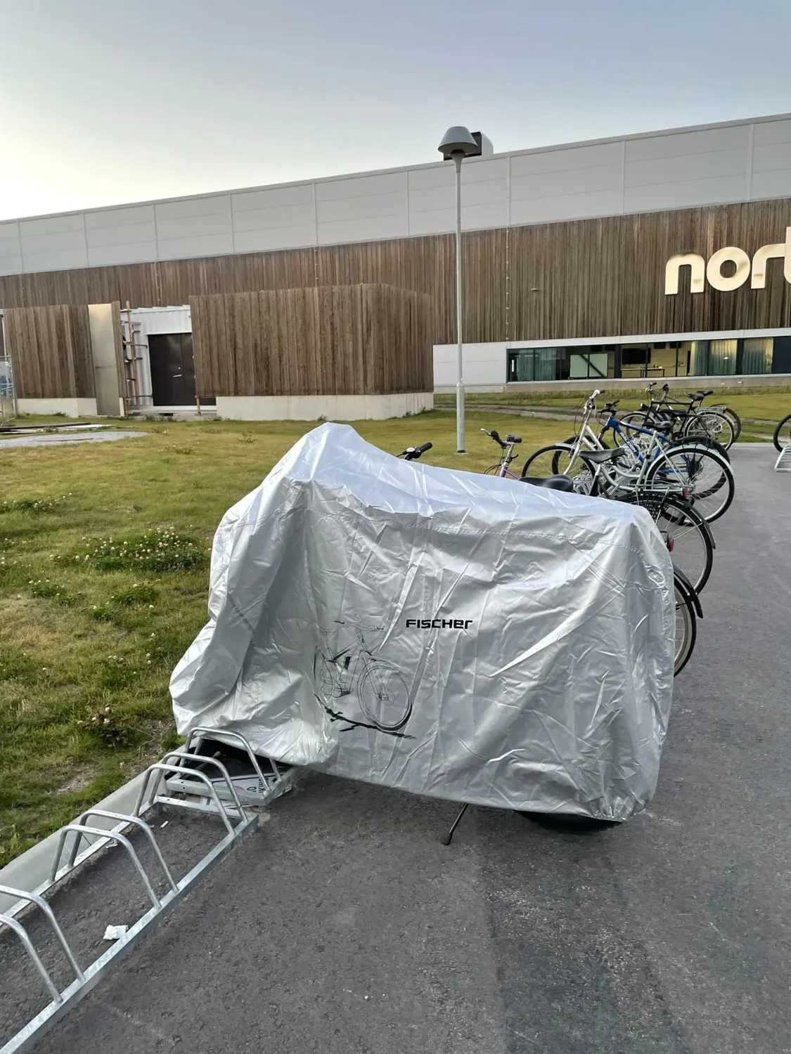 Fischer Protekt Fahrradgarage wasserdicht mit Tasche