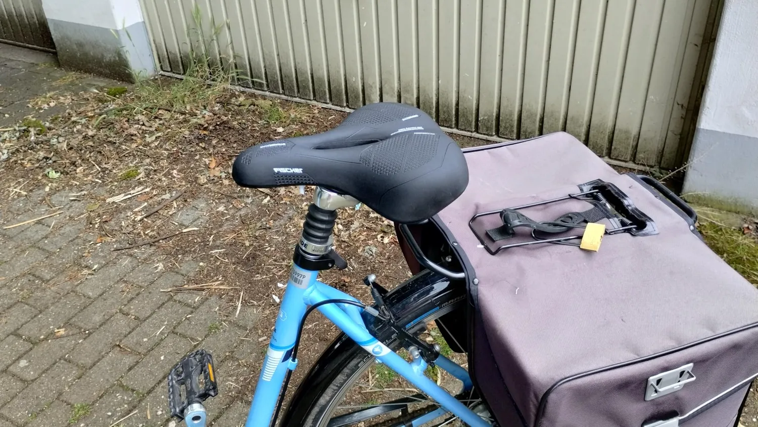 Fischer R.e.Med Memory Foam Fahrradsattel schwarz ergonomisch