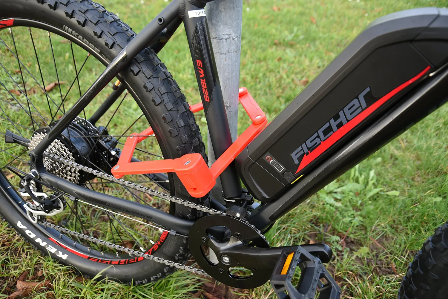 Fischer Faltschloss 85 cm mit Halterung Fahrradschloss