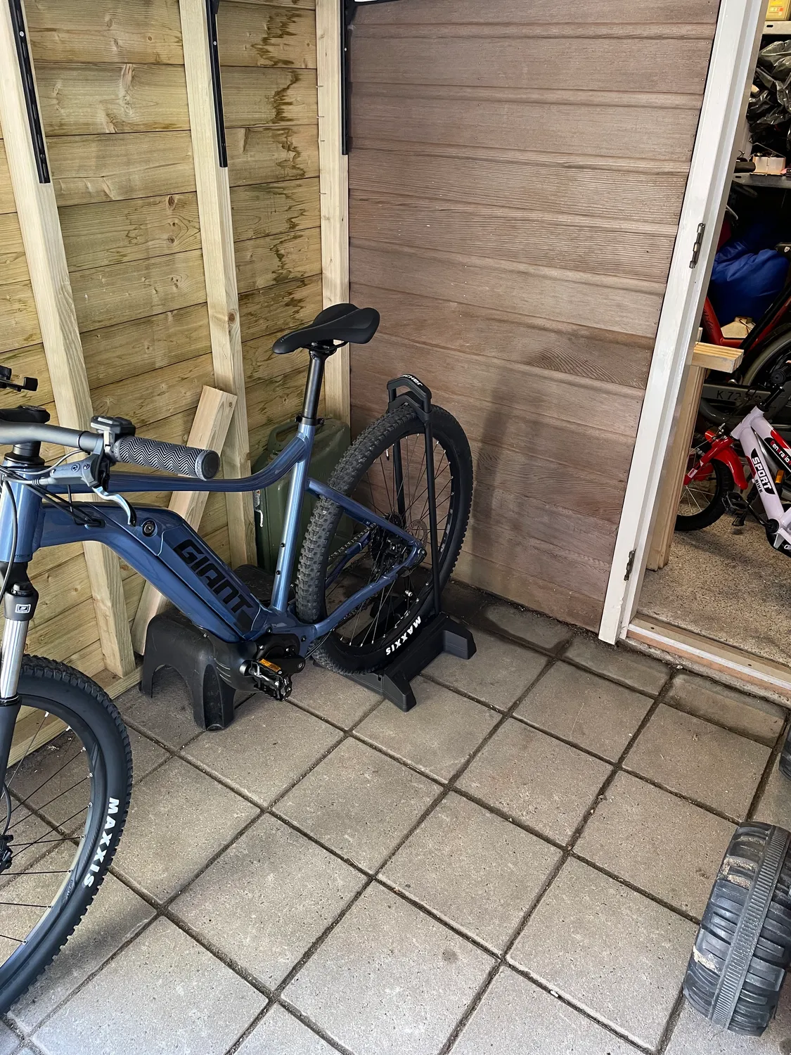 Fischer 10446 Fahrradständer 20-29 Zoll faltbar schwarz