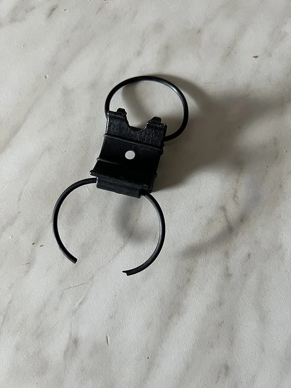 Fischer Universal Pumpenhalterung 85574 schwarz
