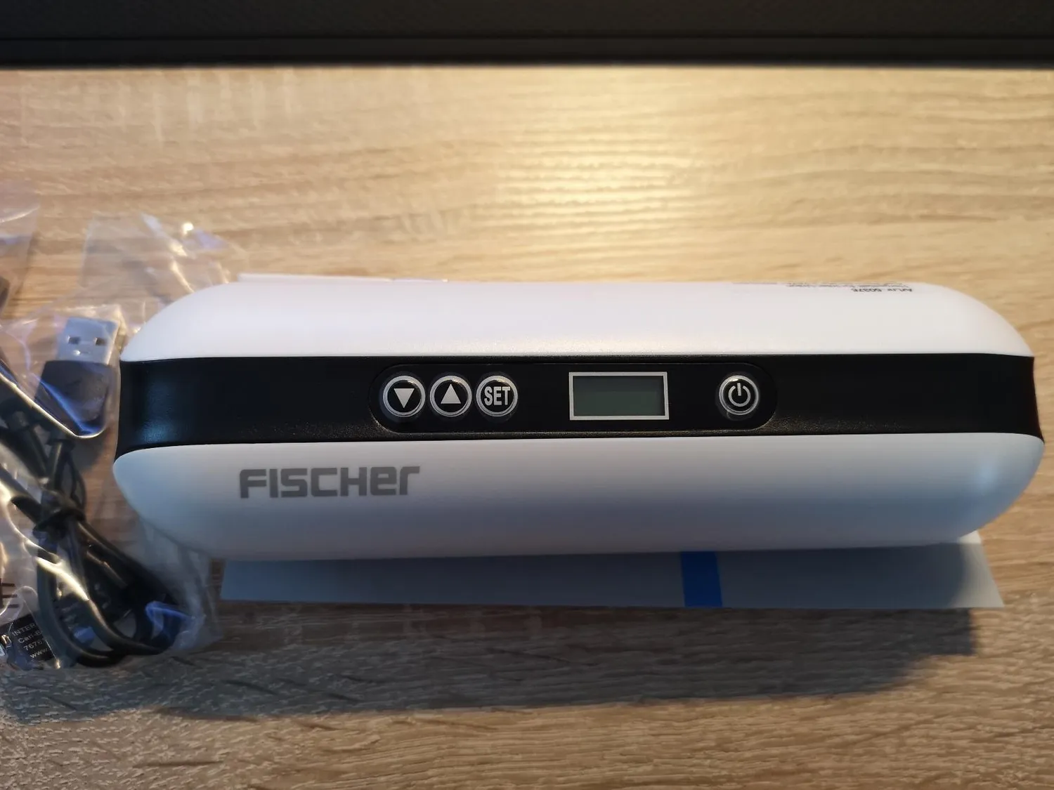 Fischer Akku-Kompressor Luftpumpe 3 Bar Powerbank Display