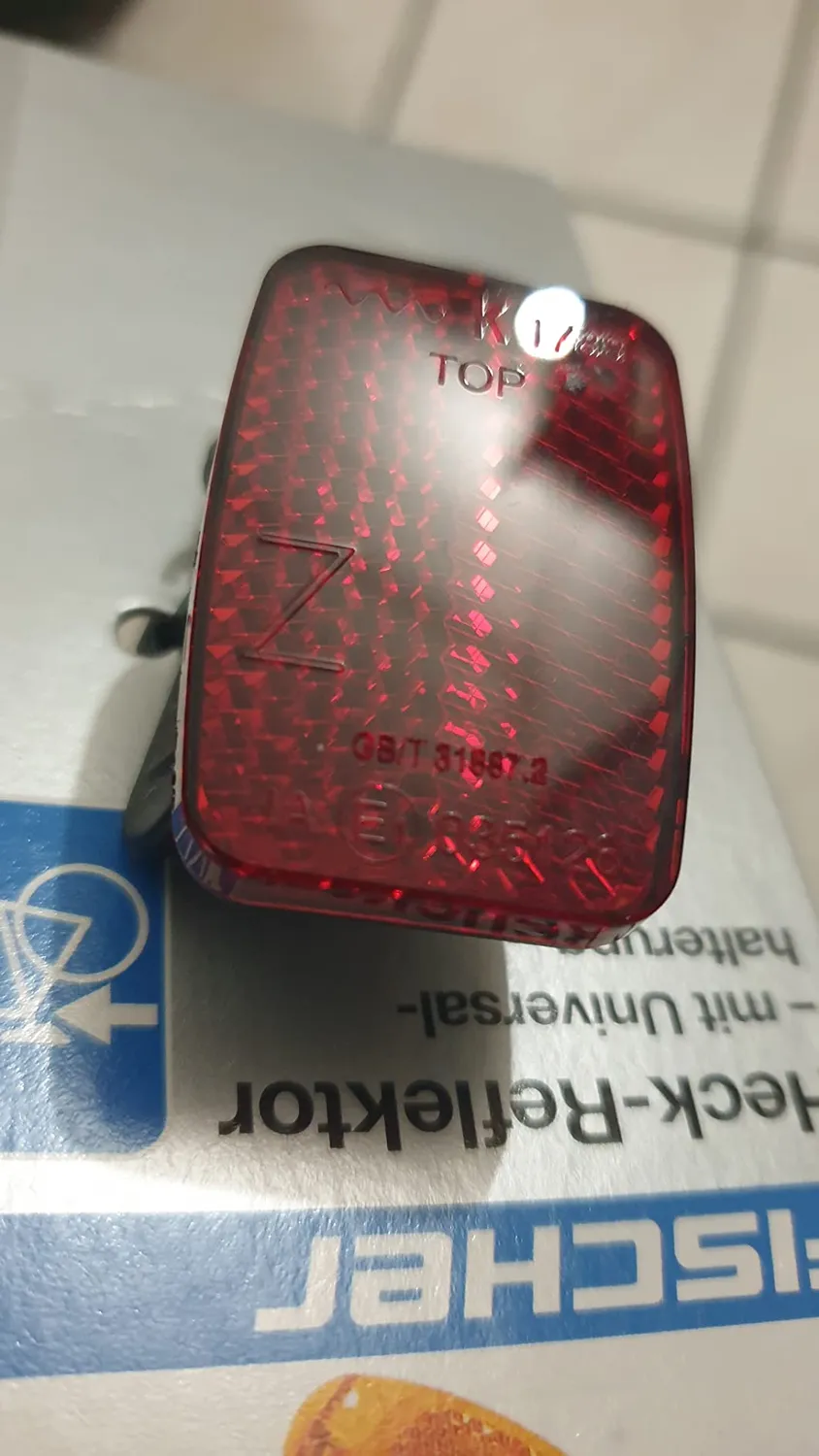 fischer Heckreflektor Universal rot StVZO