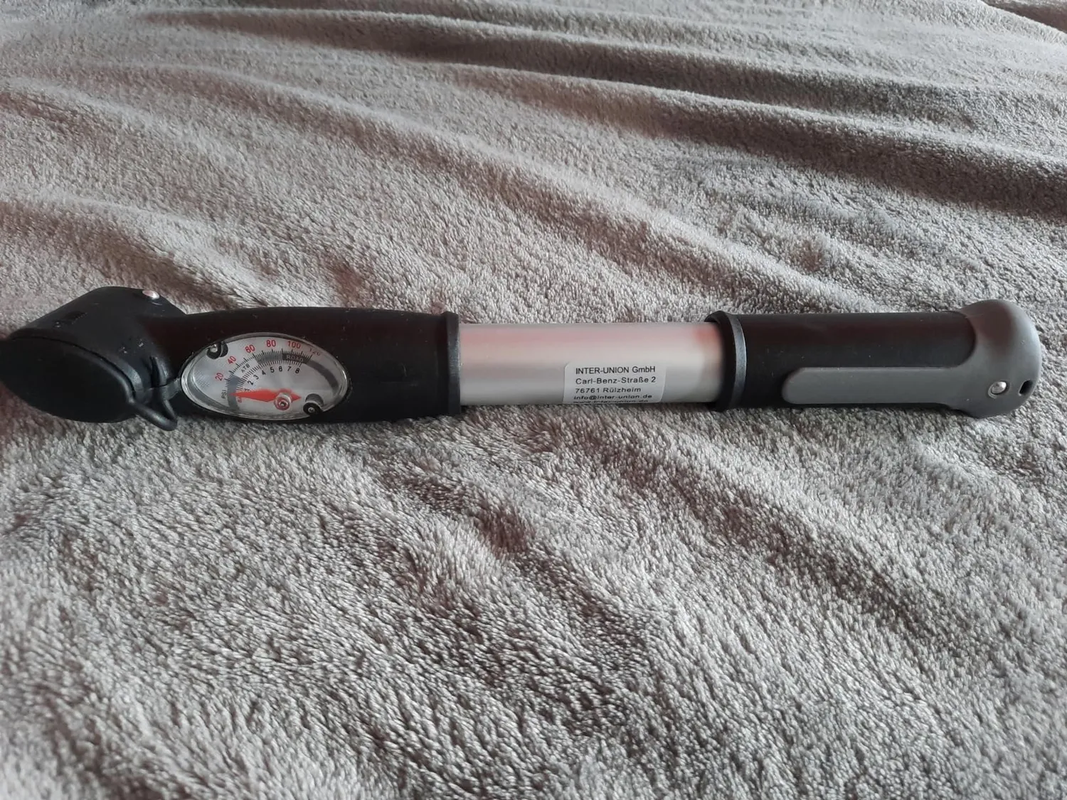 Fischer Mini Luftpumpe Fahrradpumpe mit Manometer 8 bar