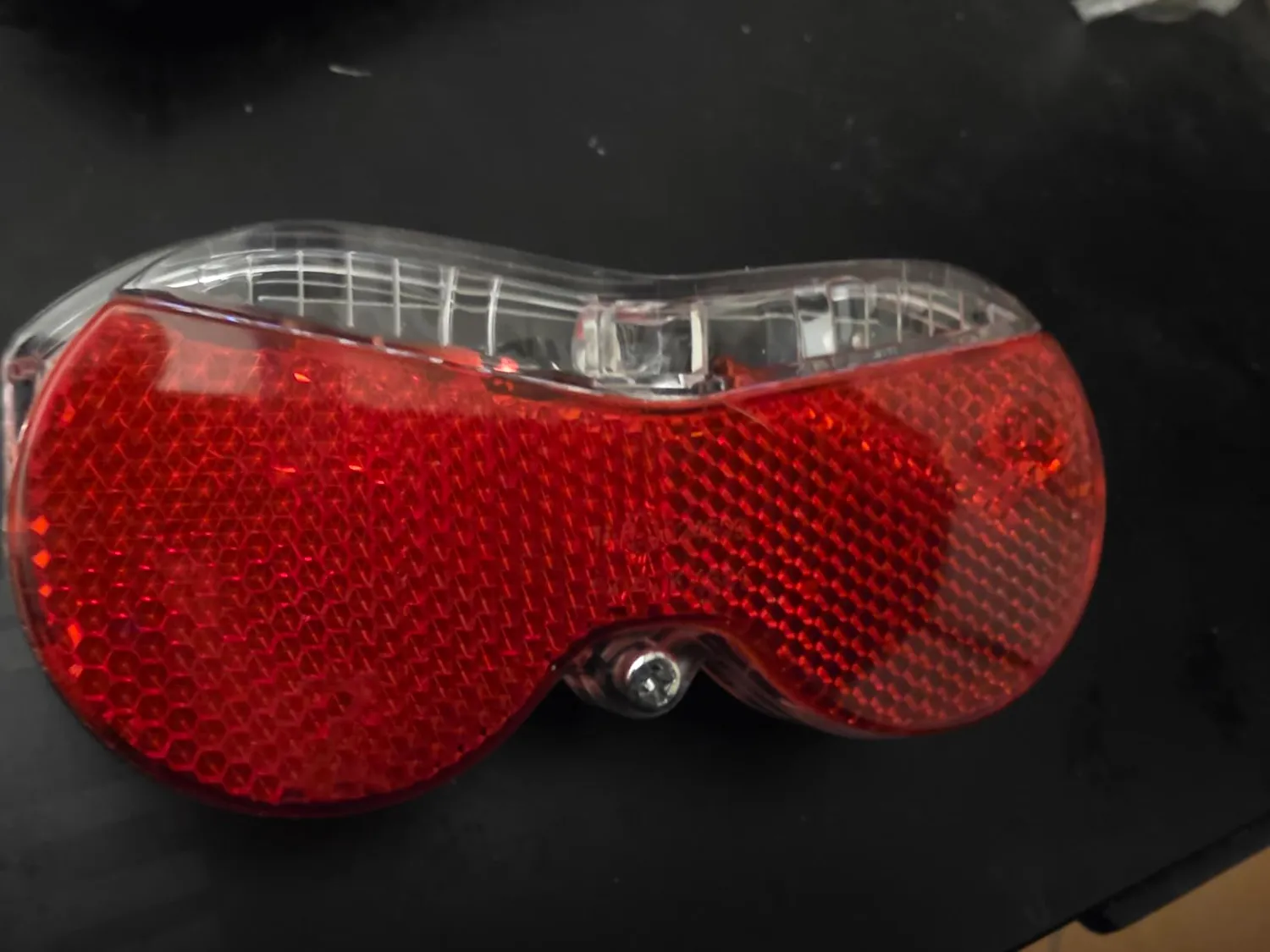 Fischer LED-Rückleuchte Gepäckträger Batterie mit Reflektor