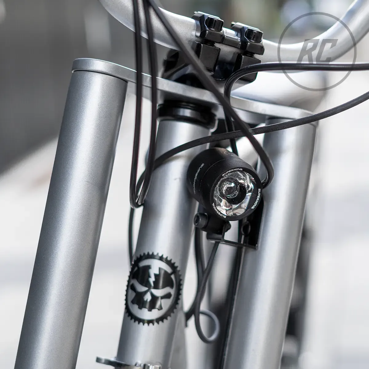 Ruff Cycles Biggie Supernova V521S E3 Lichtset Bosch StVZO