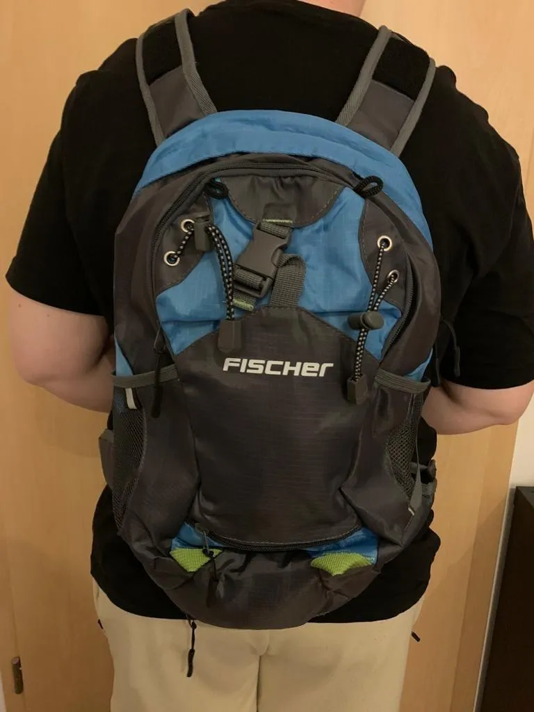 Fischer Fahrradrucksack 15 Liter Blau mit Helmnetz